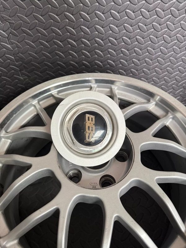 209-centre-cap-1